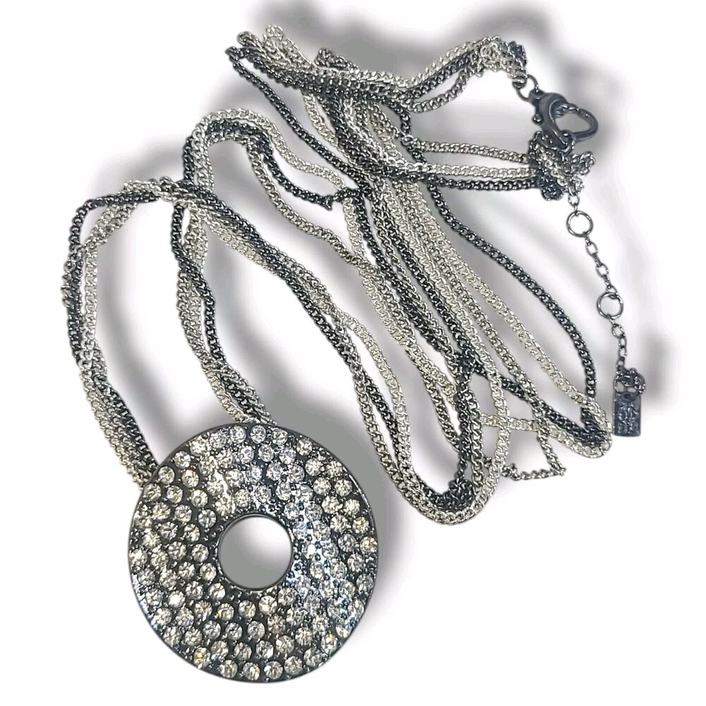 Jennifer Lopez Jlo Silvertone Rhinestone Necklace Round Pendant 26-29"‎ Chain - Picture 5 of 6